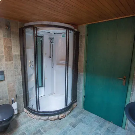 Private Mit Panoramablick Auf By Interhome Case de vacanță